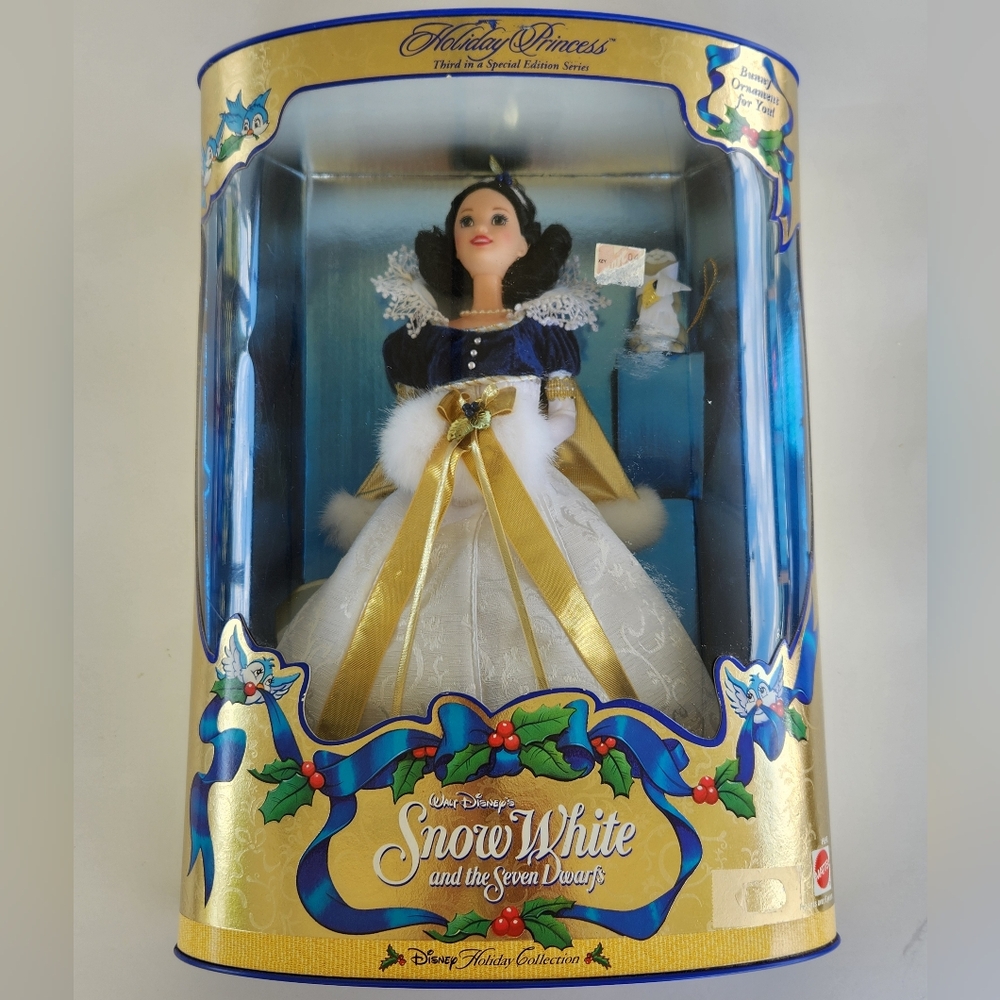 1998 Holiday Princess Snow White Disney Holiday Collection Vintage Doll 128